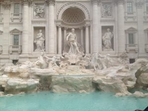 La fontaine de Trévi à Rome 